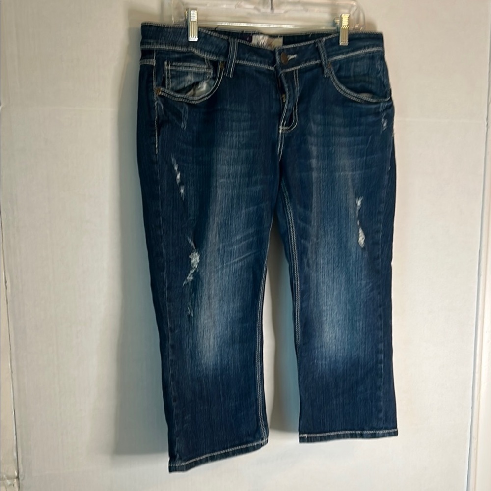 Vigoss Low Rise Dark Wash Stretch Distressed Denim Capri Size 11